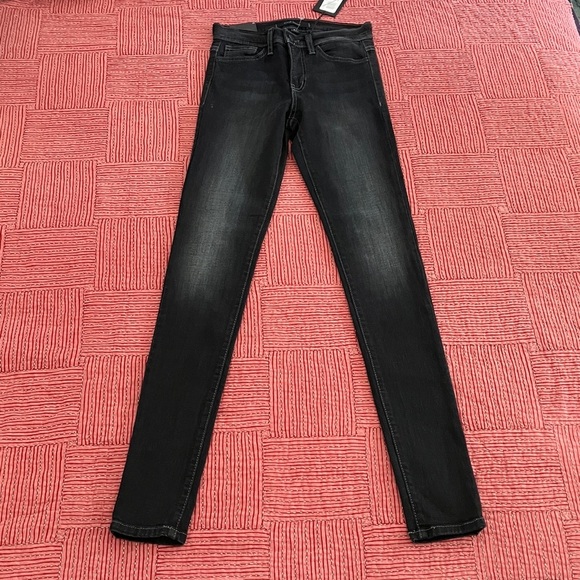 Flying Monkey women’s size 25 NWT black faded Denim jeans - Picture 1 of 15